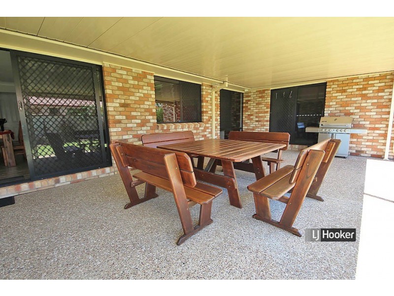 16 Vibrant Court, Dakabin QLD 4503