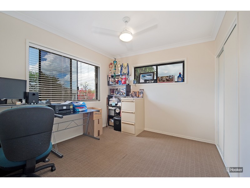 8 Diane Parade, Kallangur QLD 4503