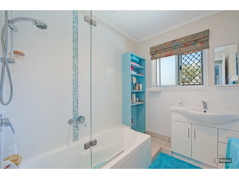 1305 Anzac Avenue, Kallangur QLD 4503