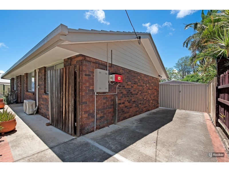 1305 Anzac Avenue, Kallangur QLD 4503