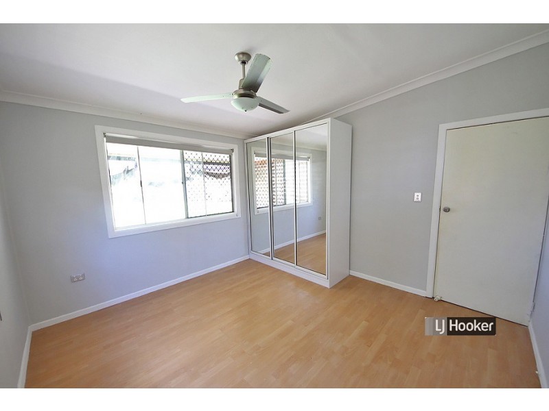 32 Andrew Street, Kallangur QLD 4503