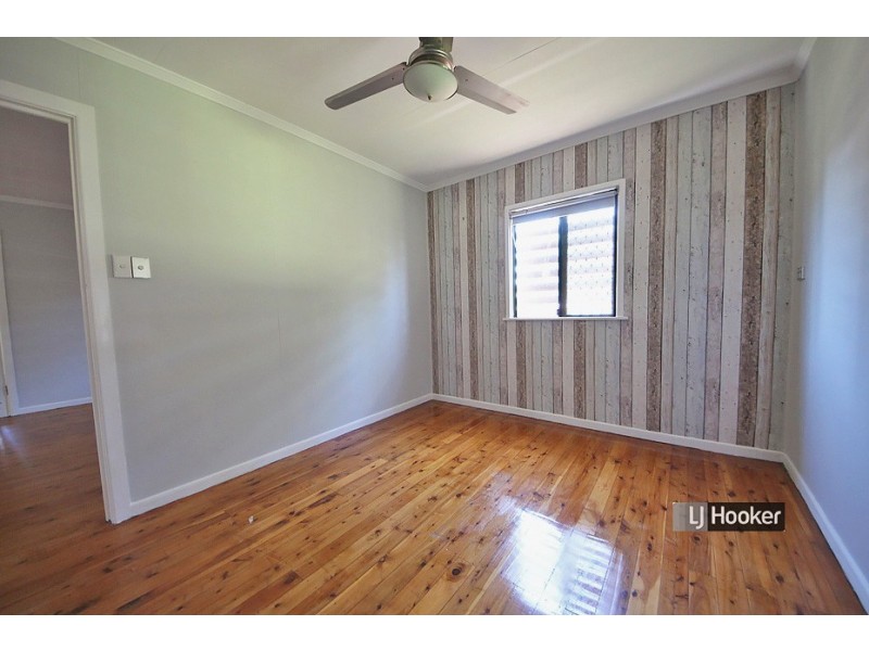 32 Andrew Street, Kallangur QLD 4503