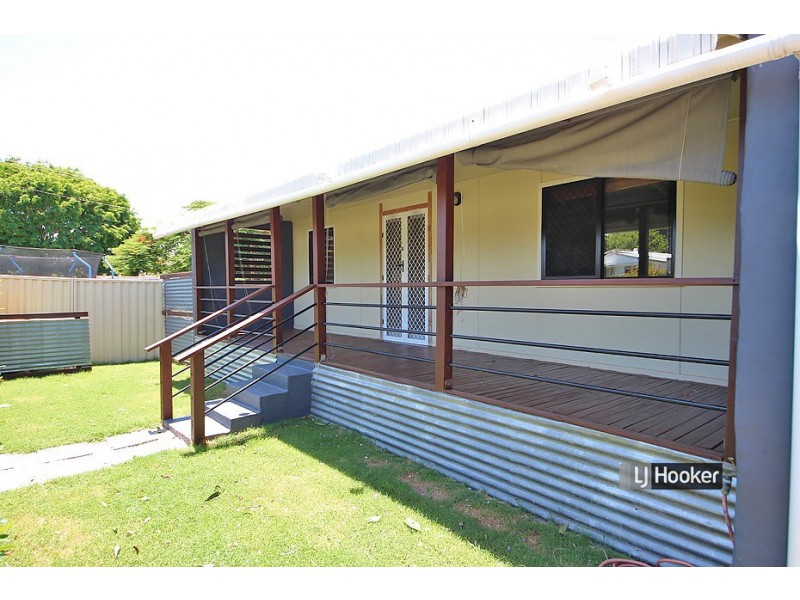 32 Andrew Street, Kallangur QLD 4503
