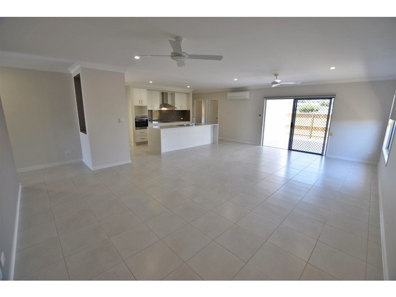 37 Buccaneer Street, Newport QLD 4020