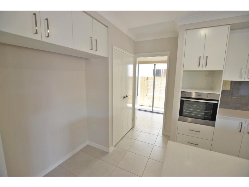 37 Buccaneer Street, Newport QLD 4020