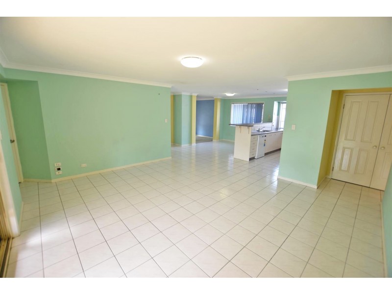 71 Warrego Crescent, Murrumba Downs QLD 4503