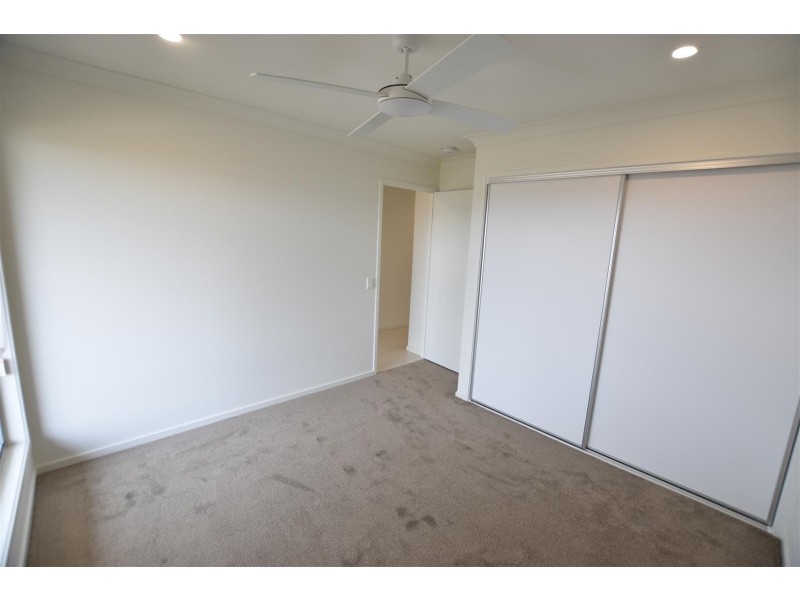 12 Gardenia Circuit, Dakabin QLD 4503
