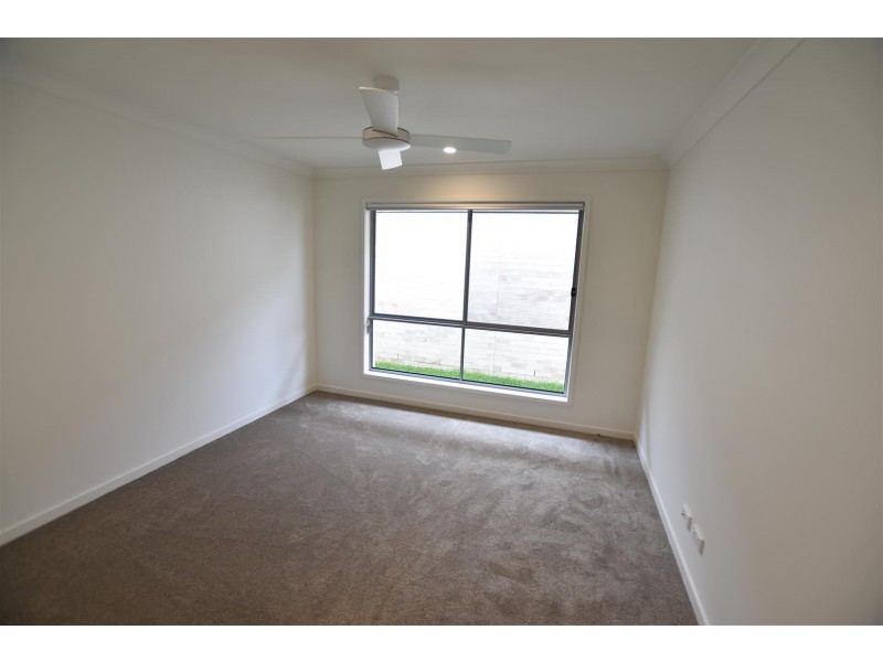 12 Gardenia Circuit, Dakabin QLD 4503