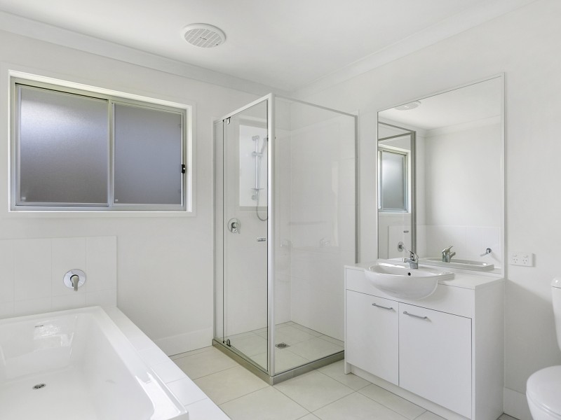 12 Gardenia Circuit, Dakabin QLD 4503