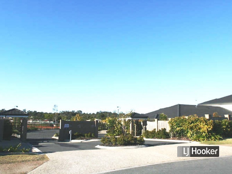 5/67 Glass House Circuit, Kallangur QLD 4503