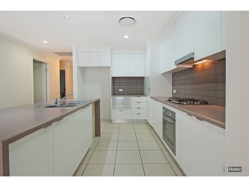 33 Beerwah Parade, Kallangur QLD 4503