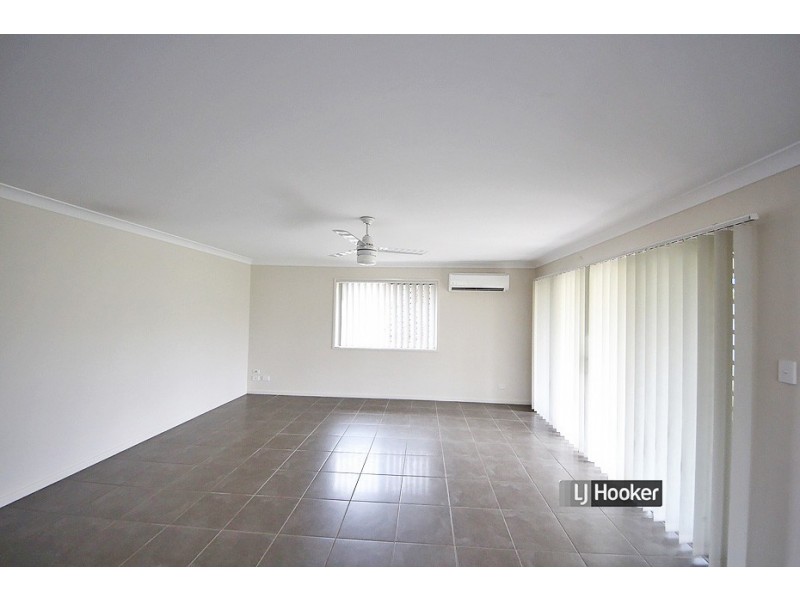 17 Fairlie Court, Kallangur QLD 4503