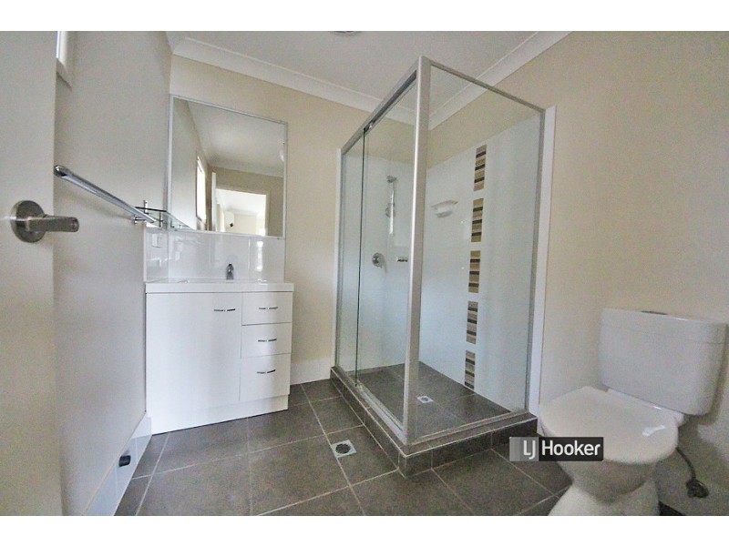 17 Fairlie Court, Kallangur QLD 4503