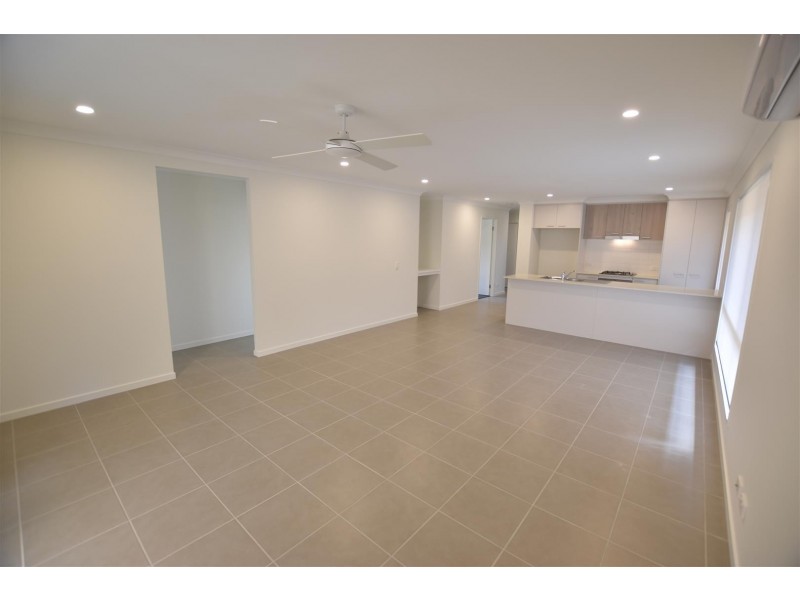 20 Gardenia Circuit, Dakabin QLD 4503