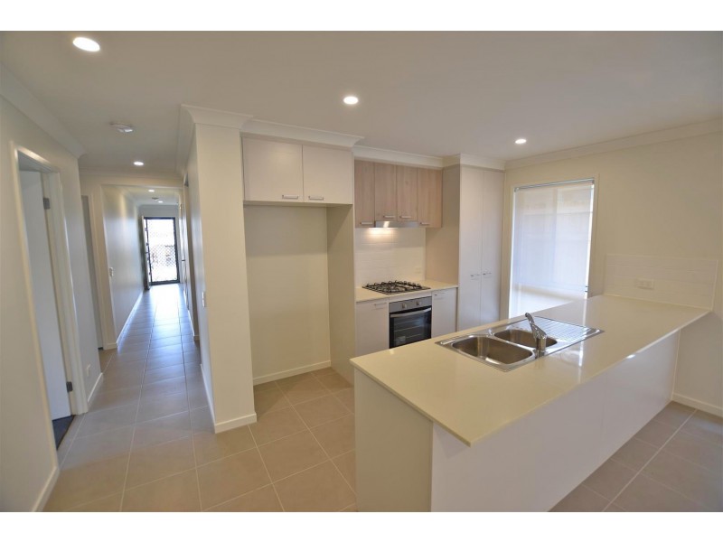 20 Gardenia Circuit, Dakabin QLD 4503
