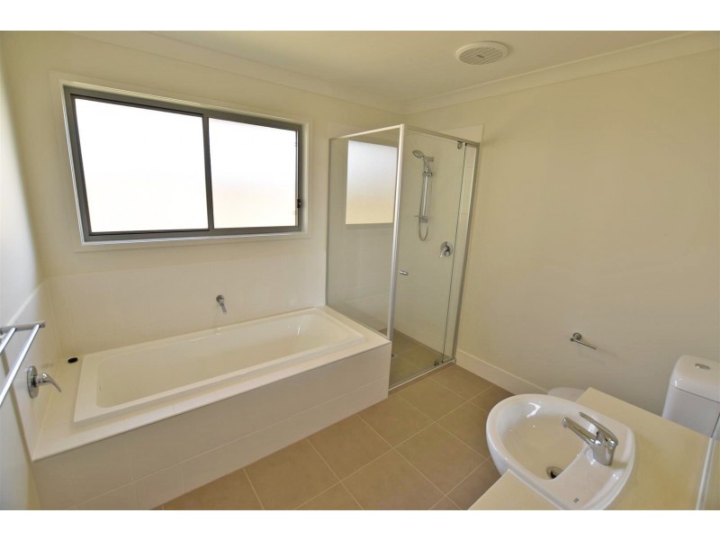20 Gardenia Circuit, Dakabin QLD 4503