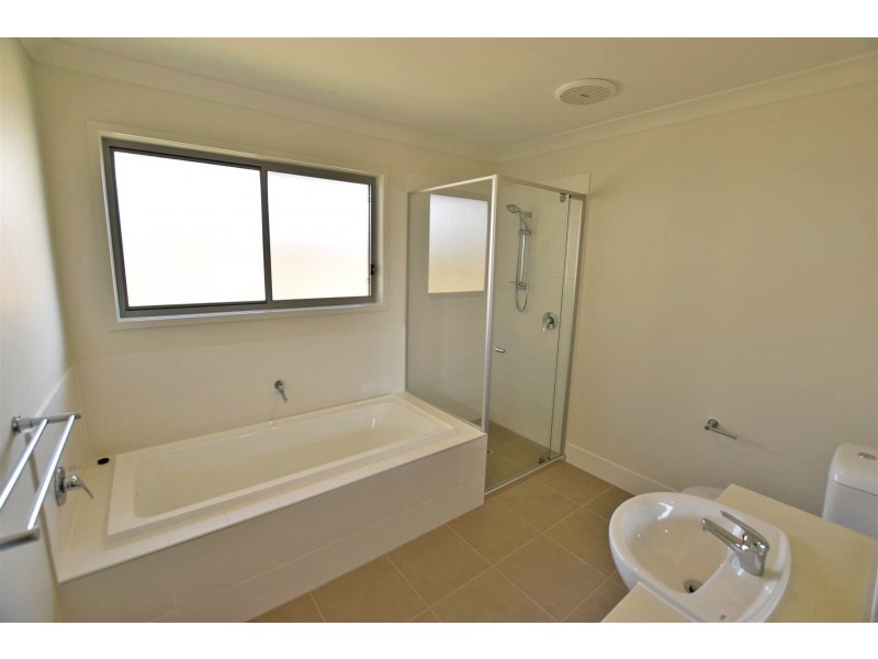 20 Gardenia Circuit, Dakabin QLD 4503