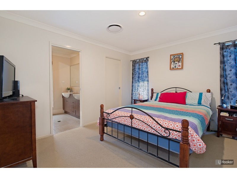 7 Leafwing Street, Kallangur QLD 4503