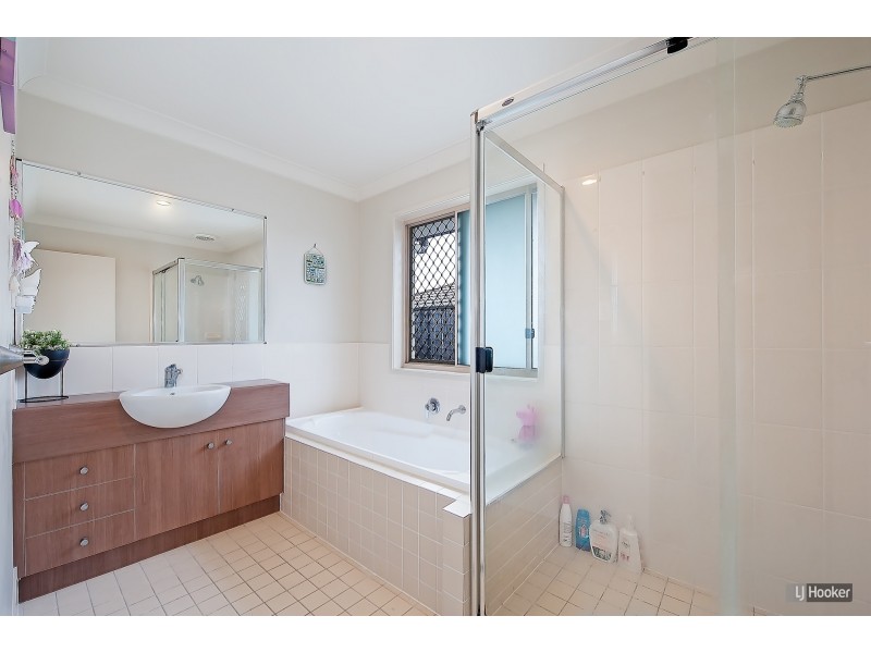 7 Leafwing Street, Kallangur QLD 4503