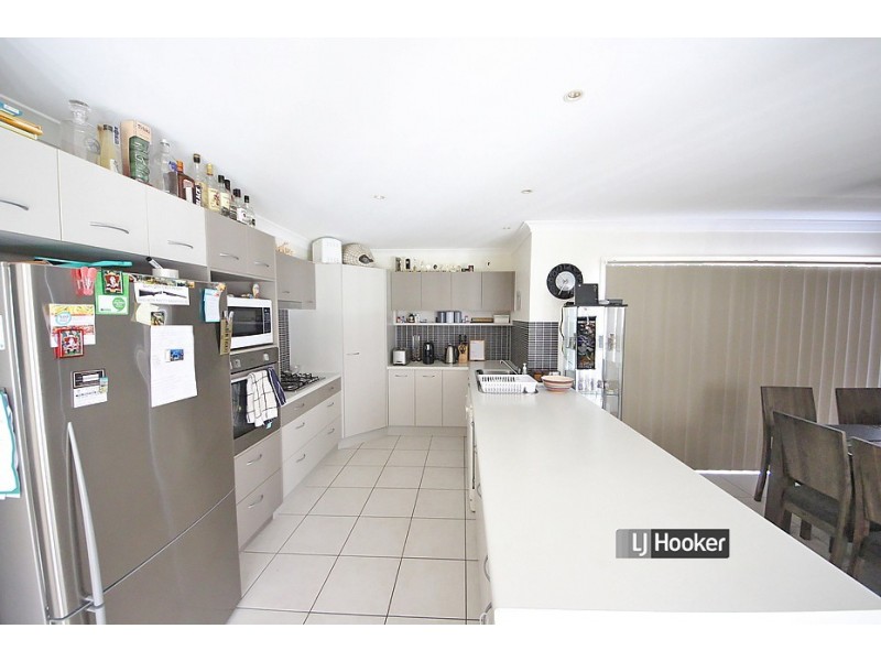 5 Jowarra Street, Kallangur QLD 4503