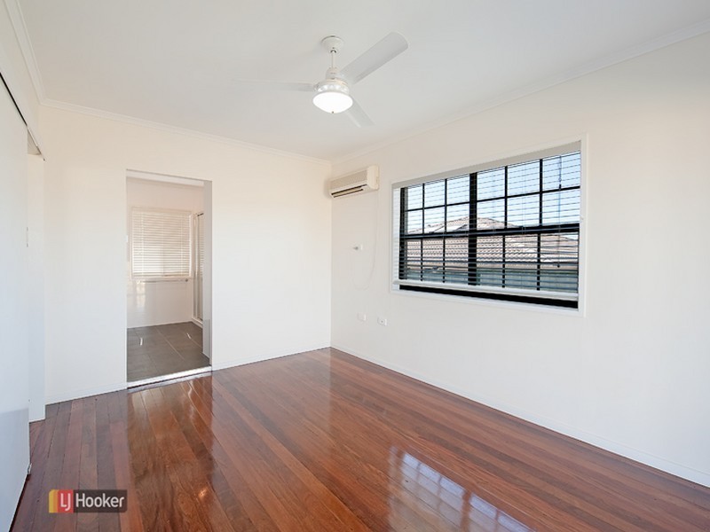 33 Balstrup Road North, Kallangur QLD 4503