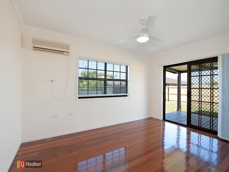 33 Balstrup Road North, Kallangur QLD 4503