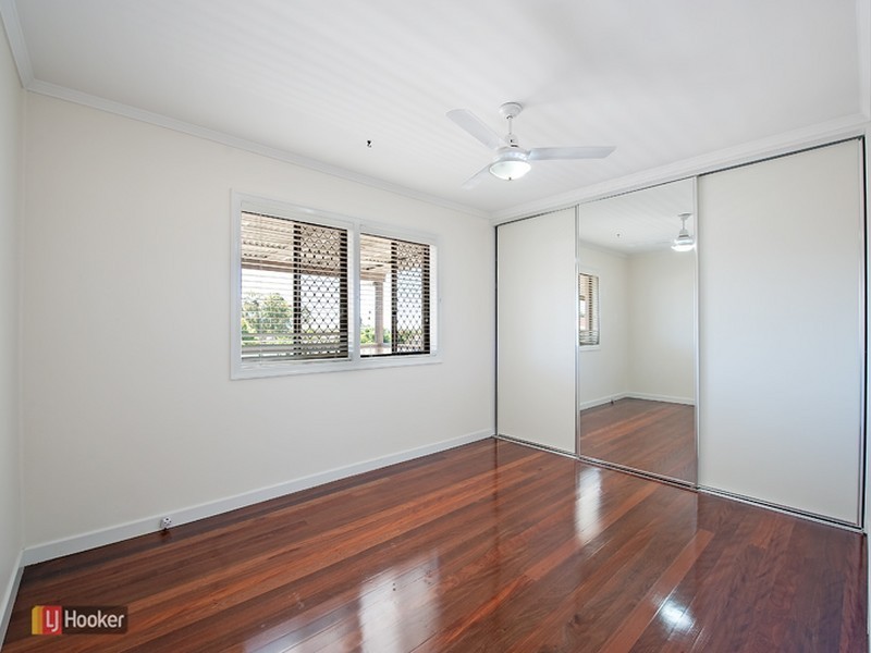 33 Balstrup Road North, Kallangur QLD 4503