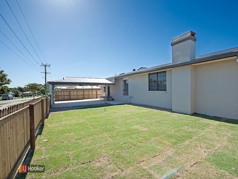 33 Balstrup Road North, Kallangur QLD 4503