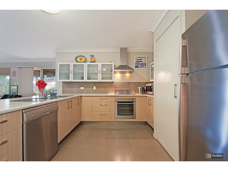 7 Fairlie Court, Kallangur QLD 4503