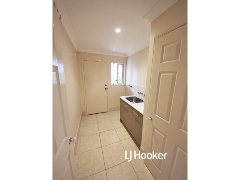 25 Greenlinks Crescent, Narangba QLD 4504