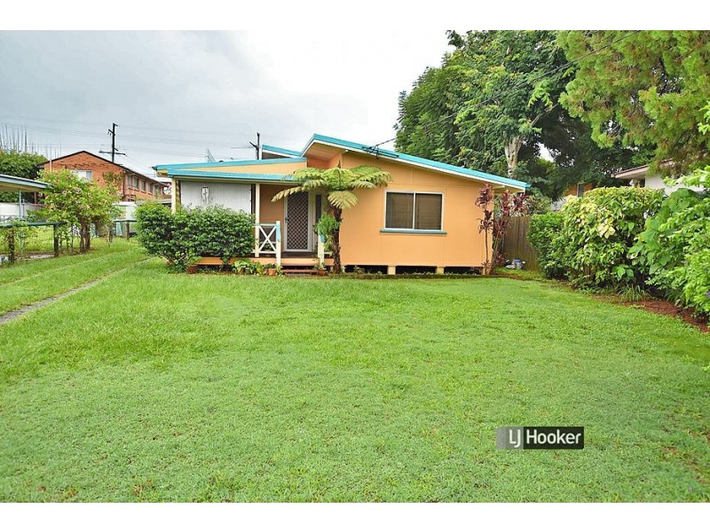 19 The Crescent, Kallangur QLD 4503