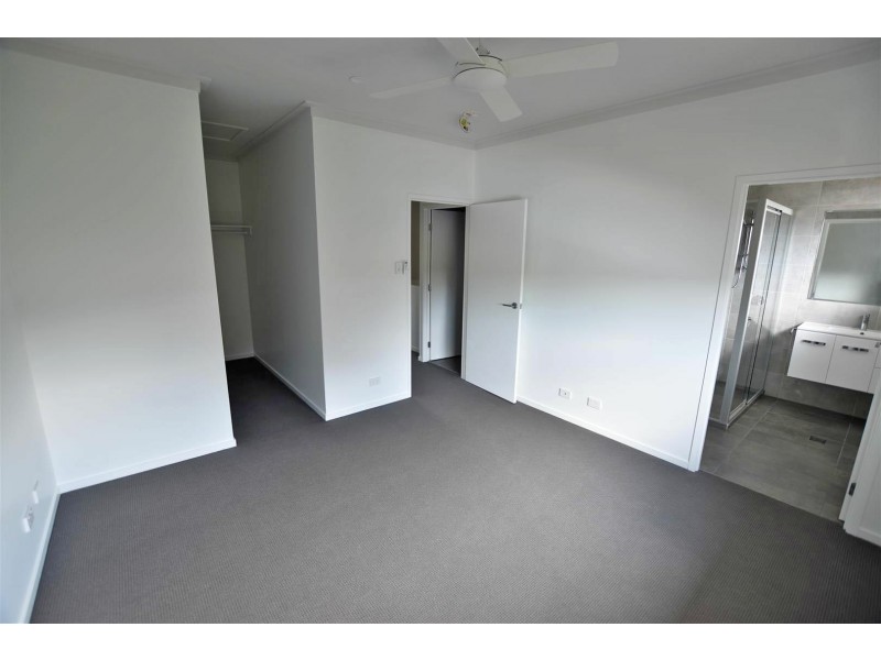 Unit 2/1570 Gympie Road, Carseldine QLD 4034