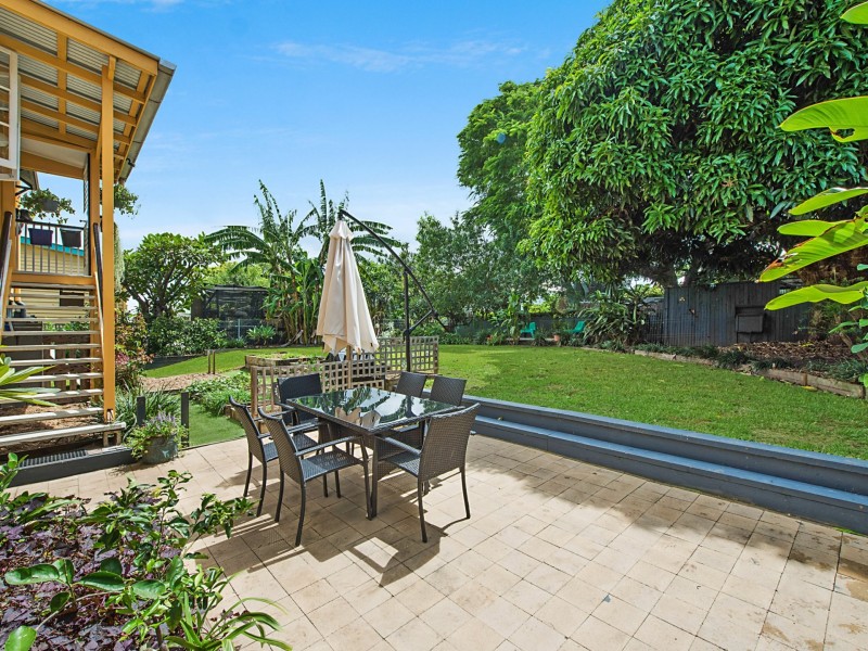 16 Rawson Street, Wooloowin QLD 4030