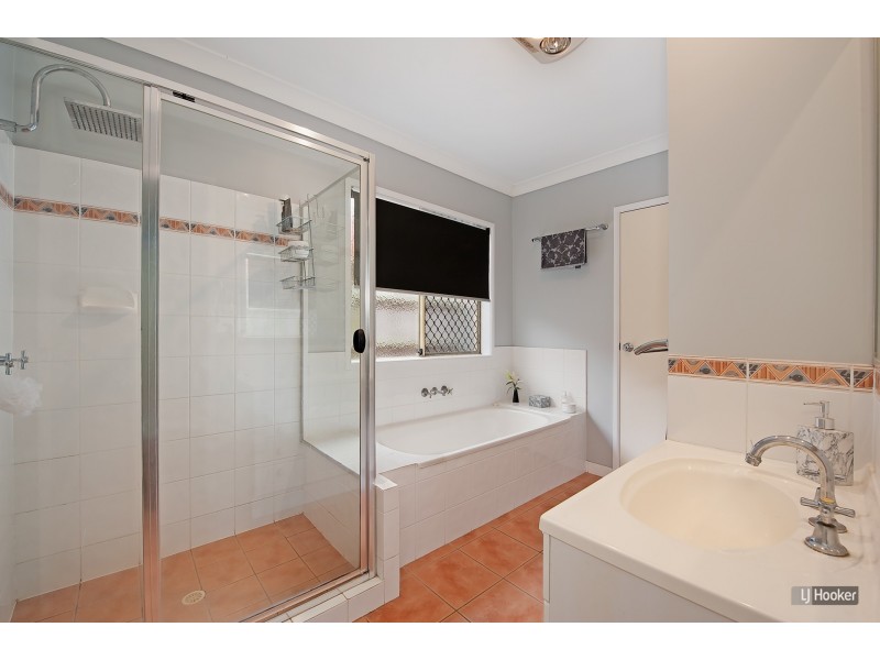15 Morwell Crescent, North Lakes QLD 4509