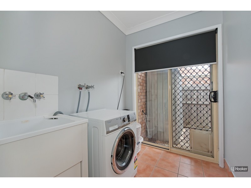 15 Morwell Crescent, North Lakes QLD 4509