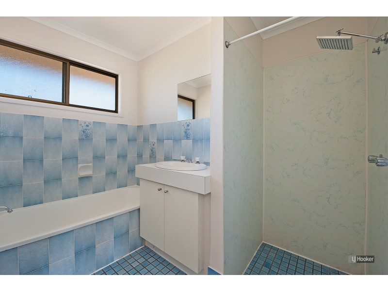 10 Sheaves Road, Kallangur QLD 4503