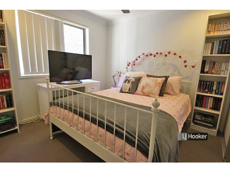 1/30 Birchgrove Crescent, Kallangur QLD 4503