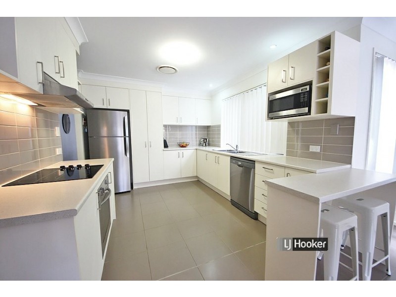 40 Duporth Crescent, Dakabin QLD 4503
