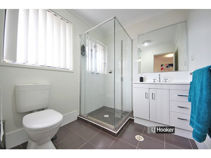 40 Duporth Crescent, Dakabin QLD 4503