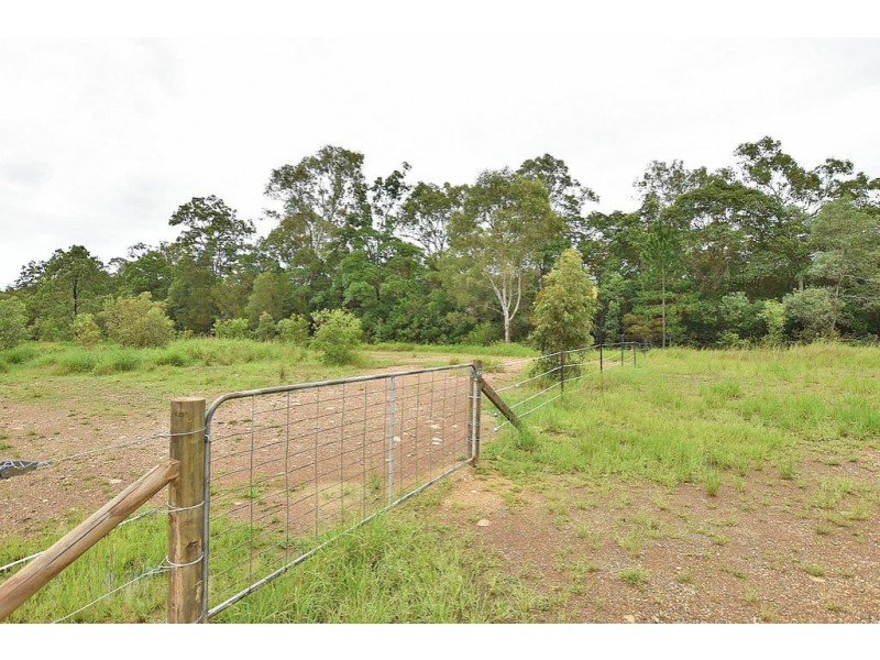 68 Browns Creek Road, Narangba QLD 4504