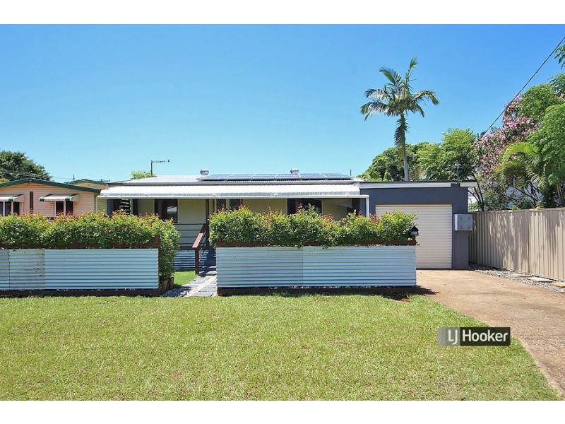 32 Andrew Street, Kallangur QLD 4503