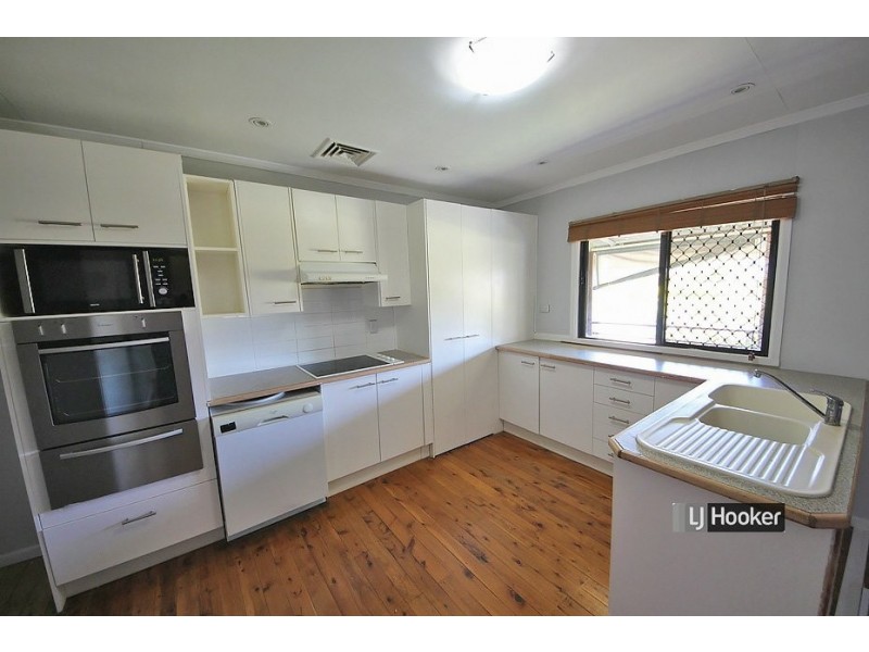 32 Andrew Street, Kallangur QLD 4503