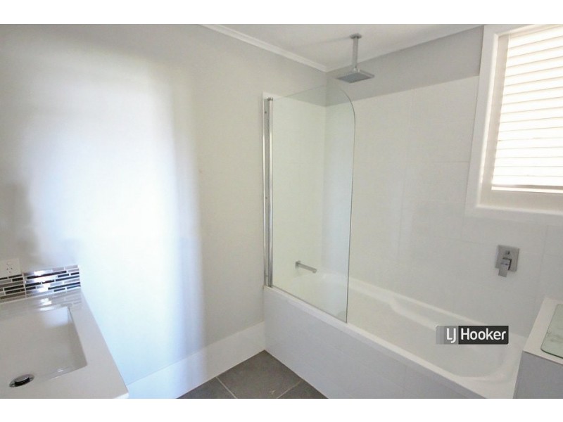 32 Andrew Street, Kallangur QLD 4503