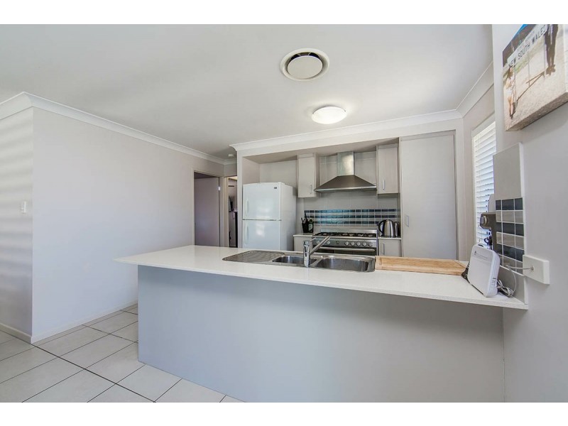 11 Mersey Street, North Lakes QLD 4509