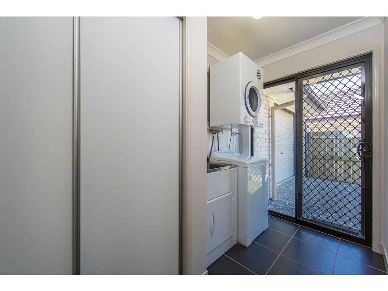 11 Mersey Street, North Lakes QLD 4509