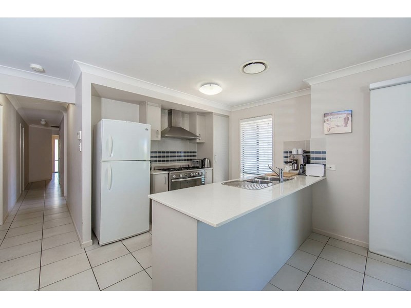11 Mersey Street, North Lakes QLD 4509