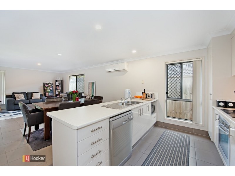 8 Suntrust Street, North Lakes QLD 4509