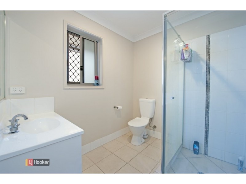 8 Suntrust Street, North Lakes QLD 4509