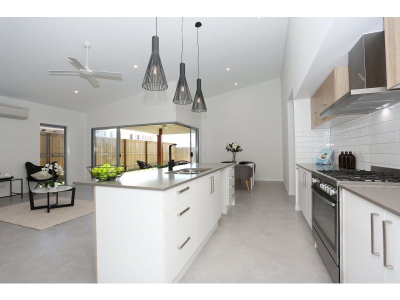 41 Parkway Terrace, Mango Hill QLD 4509