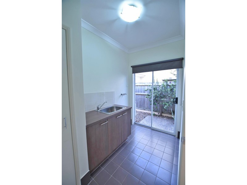 27 Mulgara Court, North Lakes QLD 4509